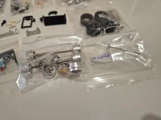 SCALEXTRIC LOTE PIEZAS UK Y OTROS-MIRAR