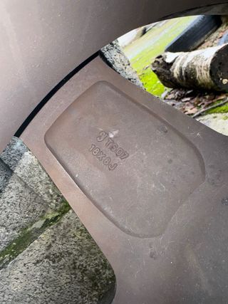 Llantas Bola B10 (3 llantas)