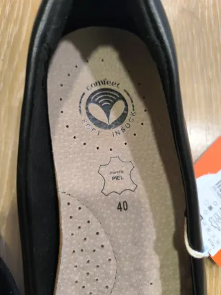Sabates planes negres T40 AMB ETIQUETA