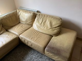 Divano Chaise Longue In Ecopelle Beige