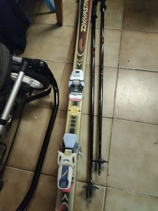 Esquís y bastones para adulto