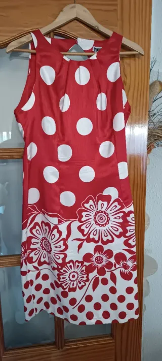 Vestido de fiesta rojo y blanco