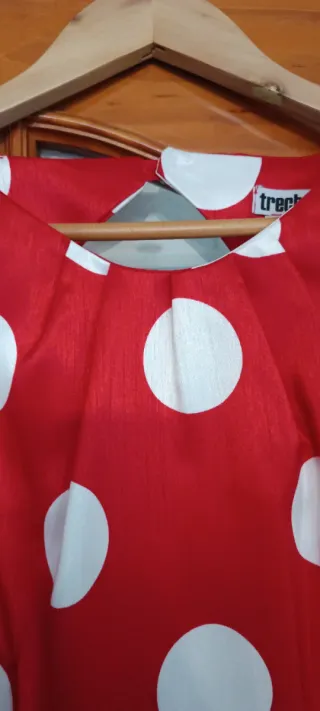 Vestido de fiesta rojo y blanco