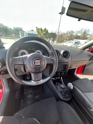 SEAT Ibiza 1.4 16v 100cv 2002
