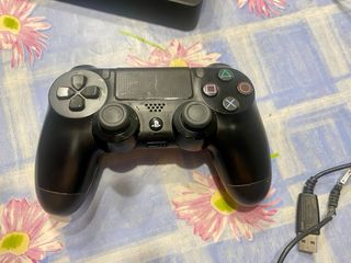 Consola Sony PS4 Negra 1TB + 2 Mandos