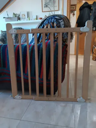 Barrera de madera para escaleras, piscinas