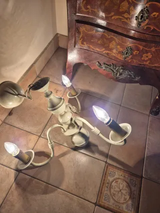 Lámpara forja 3 brazos beige