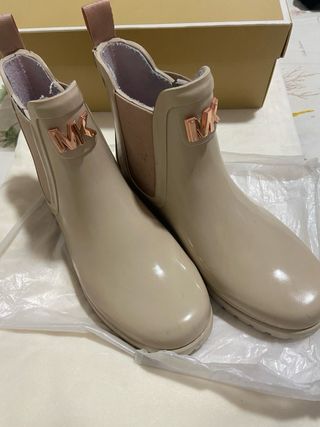 Botas de agua Michael Kors beige y rosa