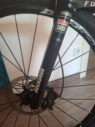 Bicicleta Specialized Carbono MTB