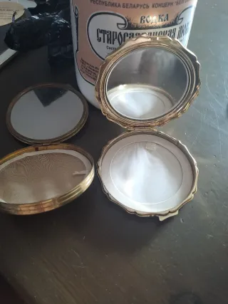 Polvoreras antiguas decoradas