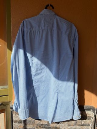 Camisa Tommy Hilfiger azul con microestampado