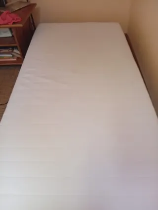 3 Somieres Ikea con Colchones