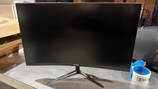 Monitor Gaming KTC 24" Curvo 1500R