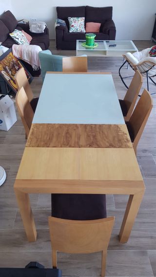Mesa comedor extensible + 6 sillas madera y crista