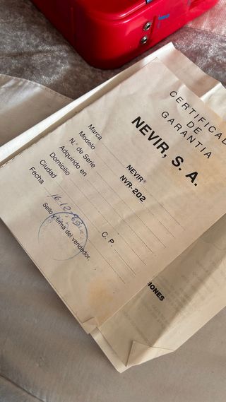 Casete Grabador Nevir Rojo