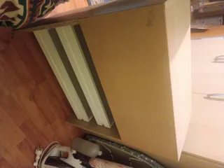 Cómoda 4 cajones madera clara