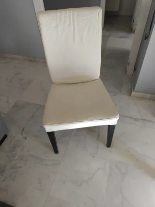 Mesa extensible y 6 sillas