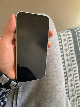 iPhone 13 Normal 256gb 73% batería