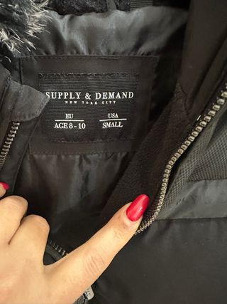 Giubbino nero bambino con cappuccio