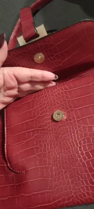 Borsa Laura Biagiotti donna bordeaux con dettagli