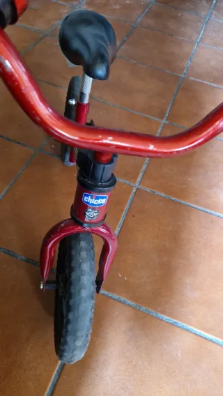 Bicicleta de equilibrio Red Bullet