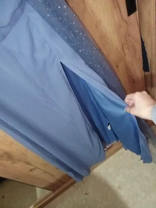 Vestido de fiesta azul con pedrería