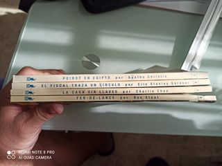 Lote de 4 Novelas Antiguas en perfecto estado.