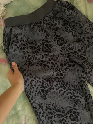 Chándal leopardo gris talla XS