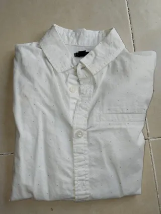 Confezione di 8 camicie per bambino. Taglia 8 anni Kiabi. M/L