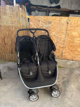 Carro gemelar Britax