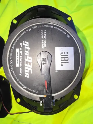 Altavoces Ovalados JBL y Pioneer 6x9