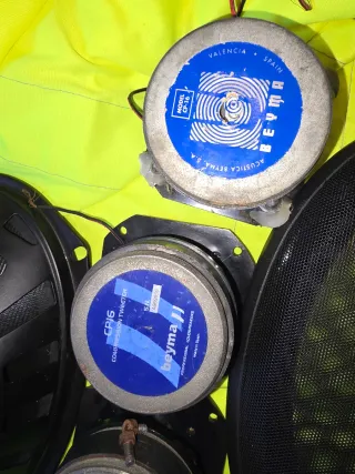 Altavoces Ovalados JBL y Pioneer 6x9