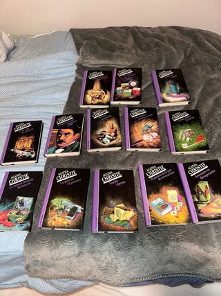 Colección de 13 libros de Agatha Christie