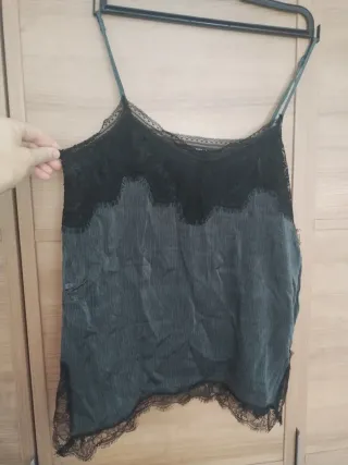 Lote 3 prendas Zara: Camisa y 2 Camisetas