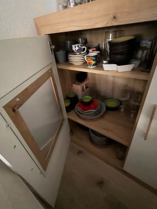 Aparador madera y cristal