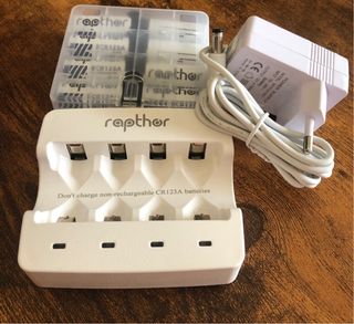 Carregador de Pilhas Rapthor 750mAh
