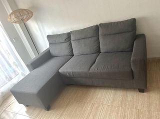 Divano modulare grigio a 3 posti