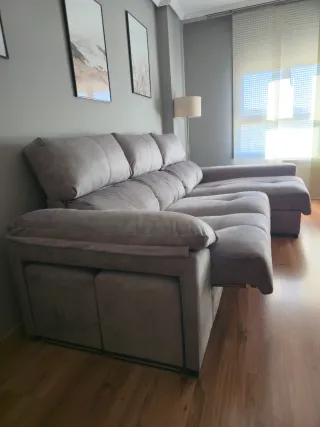 Sofá chaise longue gris