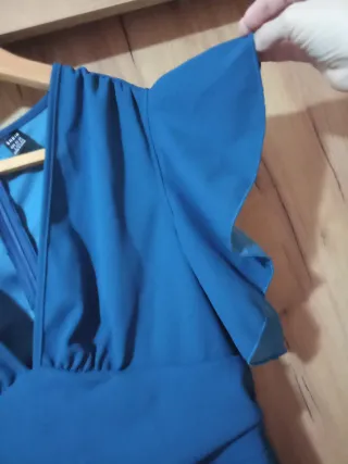 Mono de vestir verde azulado