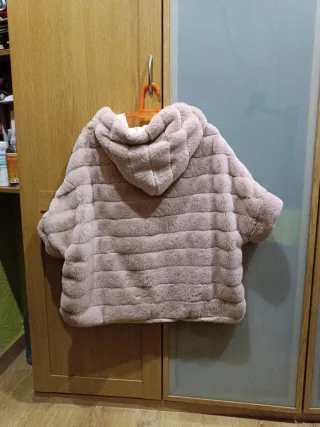 Poncho de pelo suave