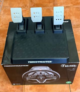 Volante Thrustmaster T248 per Xbox e PC