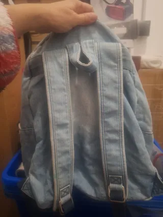 Mochila vaquera y otras