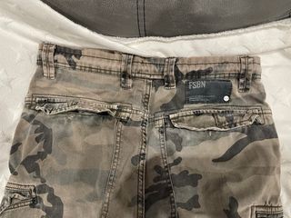 Lote Pantalón Cargo Camuflaje y Sudaderas