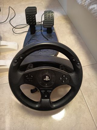 Volante Thrustmaster PS4