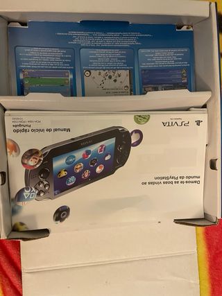 PS Vita Como Nueva + Tarjeta 32GB + Caja