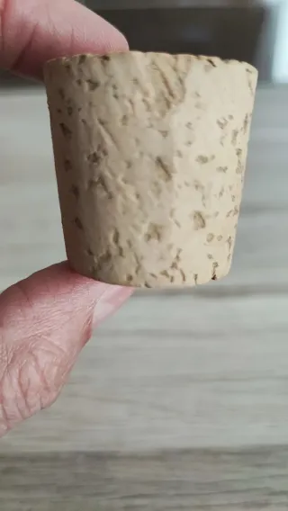 Corchos para barricas de vino