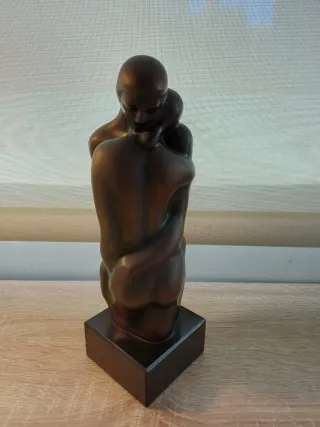 Escultura Bronce Alfonso Pérez Plaza.