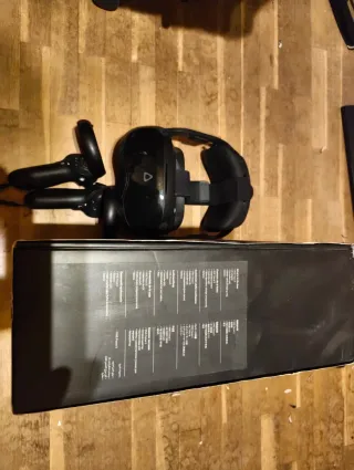 Gafas VR HTC Vive Focus 3 + Mandos