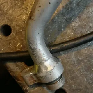 Carga y reparación de aire acondicionado de coches