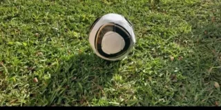 3 Palloni da Calcio (Giallo, Rosso, Bianco/Nero)